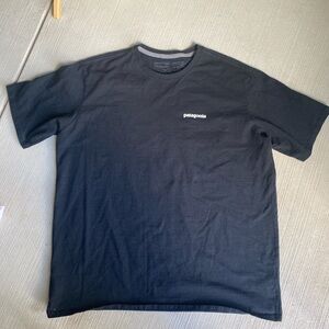 Patagonia Mens P-6 Responsibili-tee T-shirt Large Black Double-Sided Unisex Tee